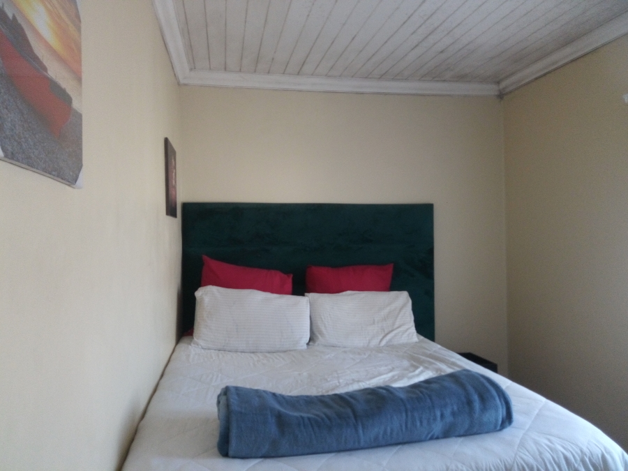 2 Bedroom Property for Sale in Khayelitsha Western Cape